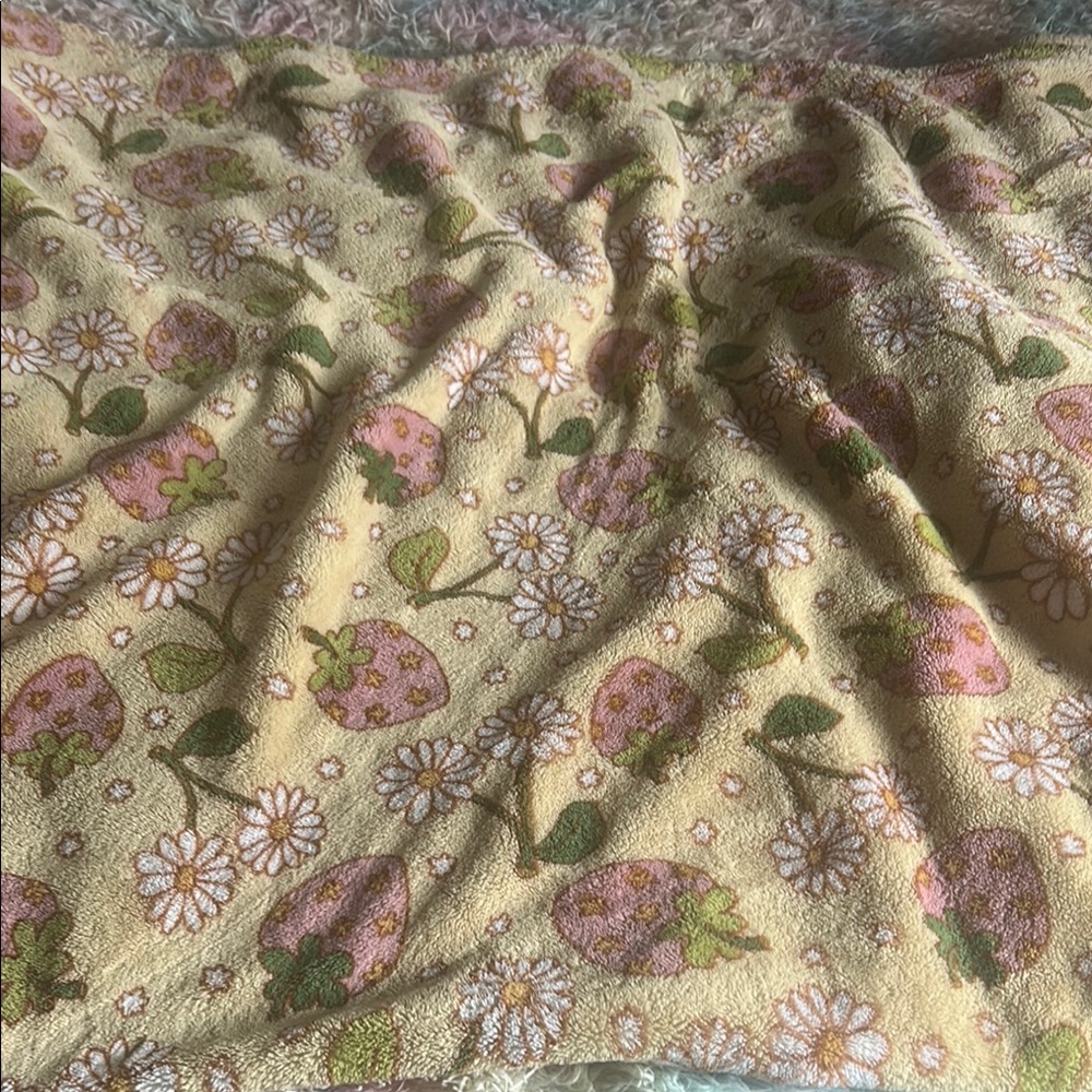 Floral Strawberry Patterned Blanket